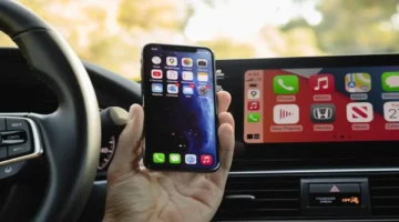 تحديث جديد من أبل كاربلاي يسمح بمشاهدة مقاطع الفيديو خلال توقف السيارة